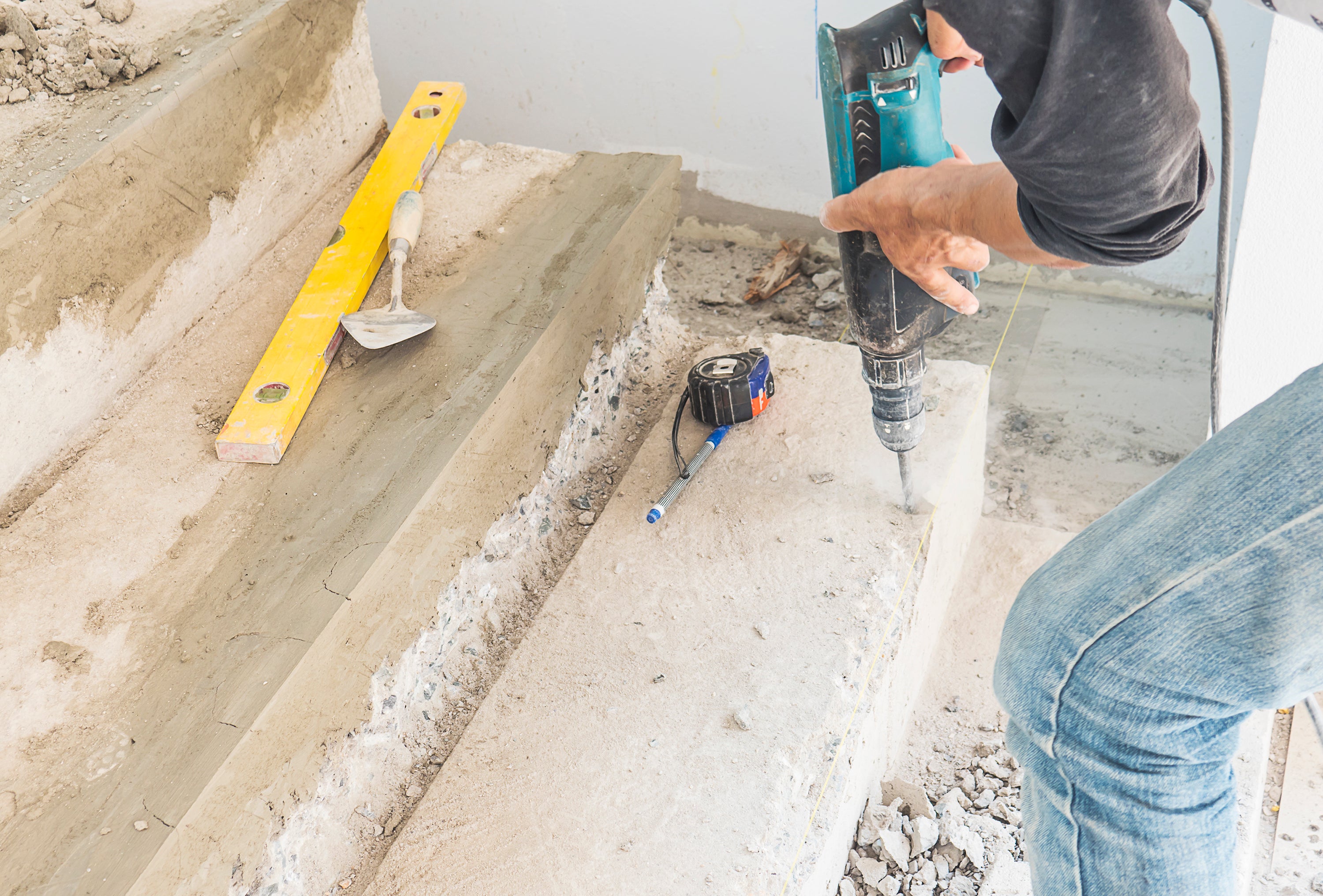 Construcción y remodelación (hogares y empresas)
